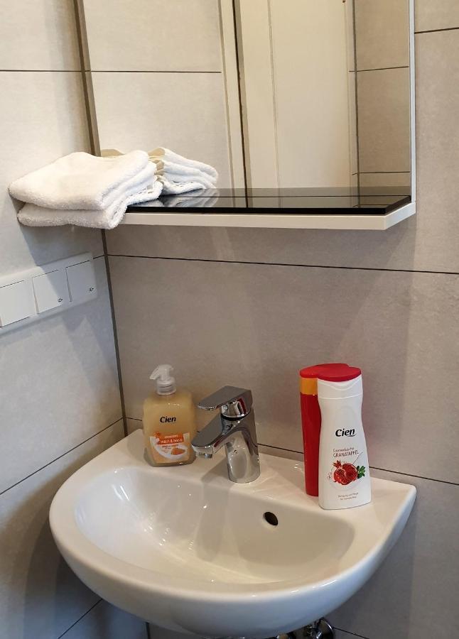 Bed And Breakfast Am Hoehenweg ヴァールシュタイン エクステリア 写真