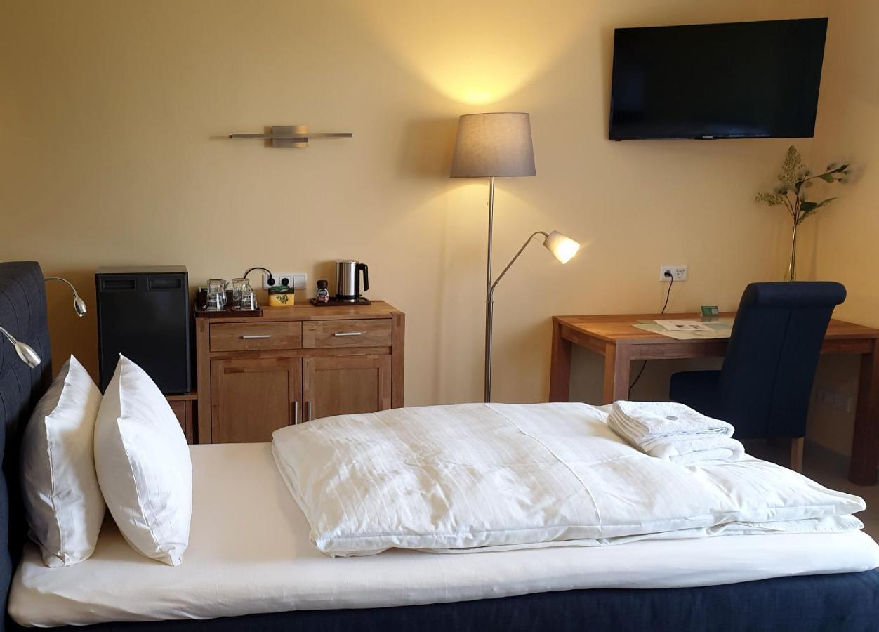 Bed And Breakfast Am Hoehenweg ヴァールシュタイン エクステリア 写真