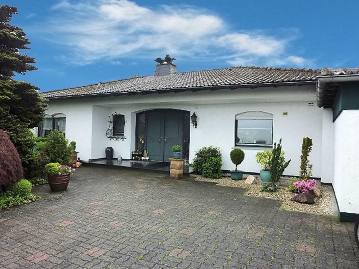 Bed And Breakfast Am Hoehenweg ヴァールシュタイン エクステリア 写真