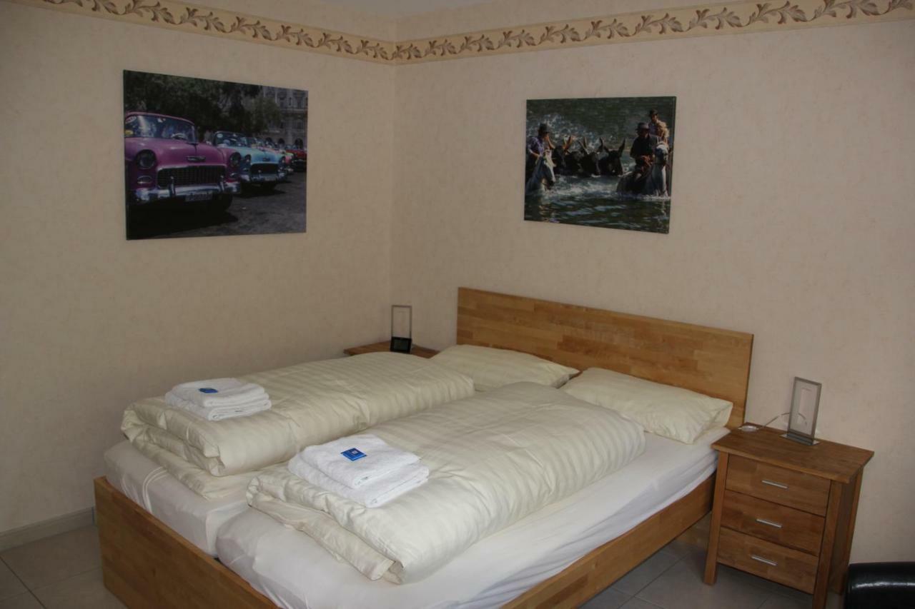 Bed And Breakfast Am Hoehenweg ヴァールシュタイン エクステリア 写真